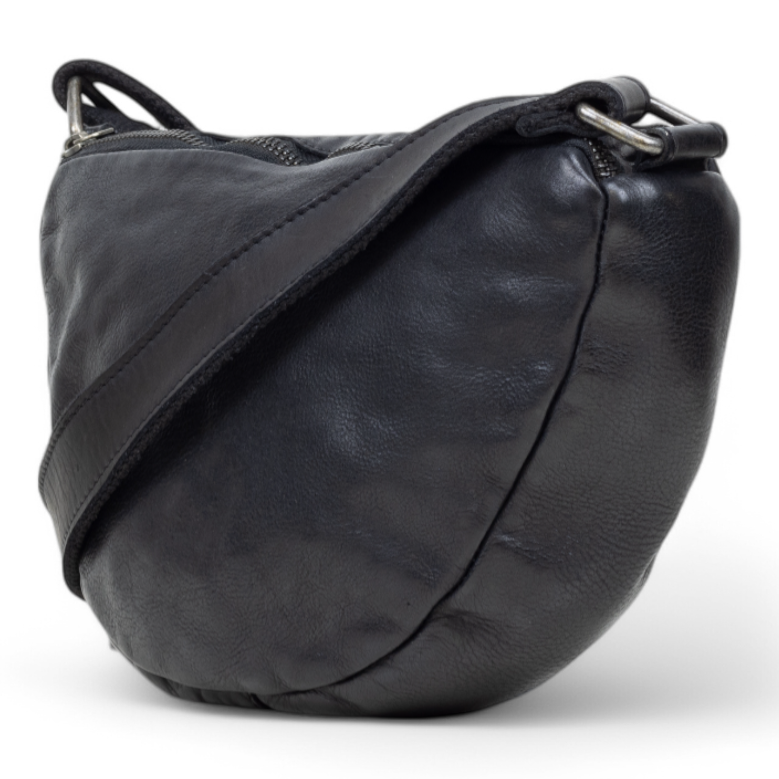 DSTRCT Leren tas Harrington Road Half Moonbag Zwart