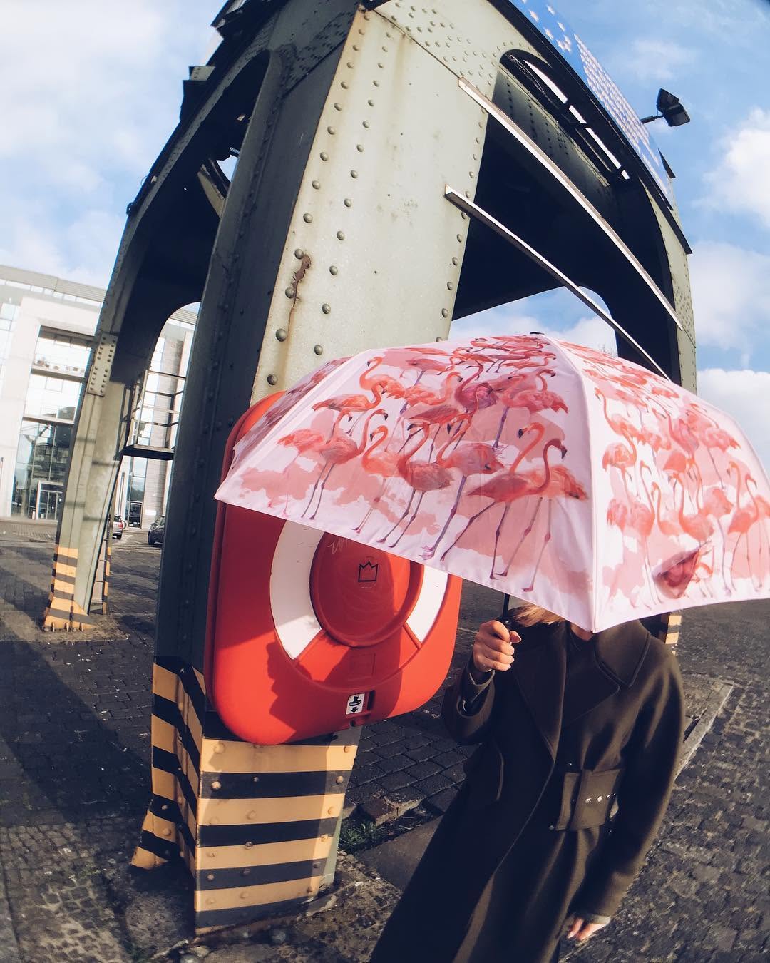 Cheerful Umbrella (2 options)