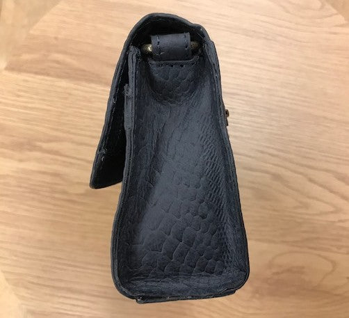 DSTRCT Schulter Ledertasche Alligator Magnetverschluss