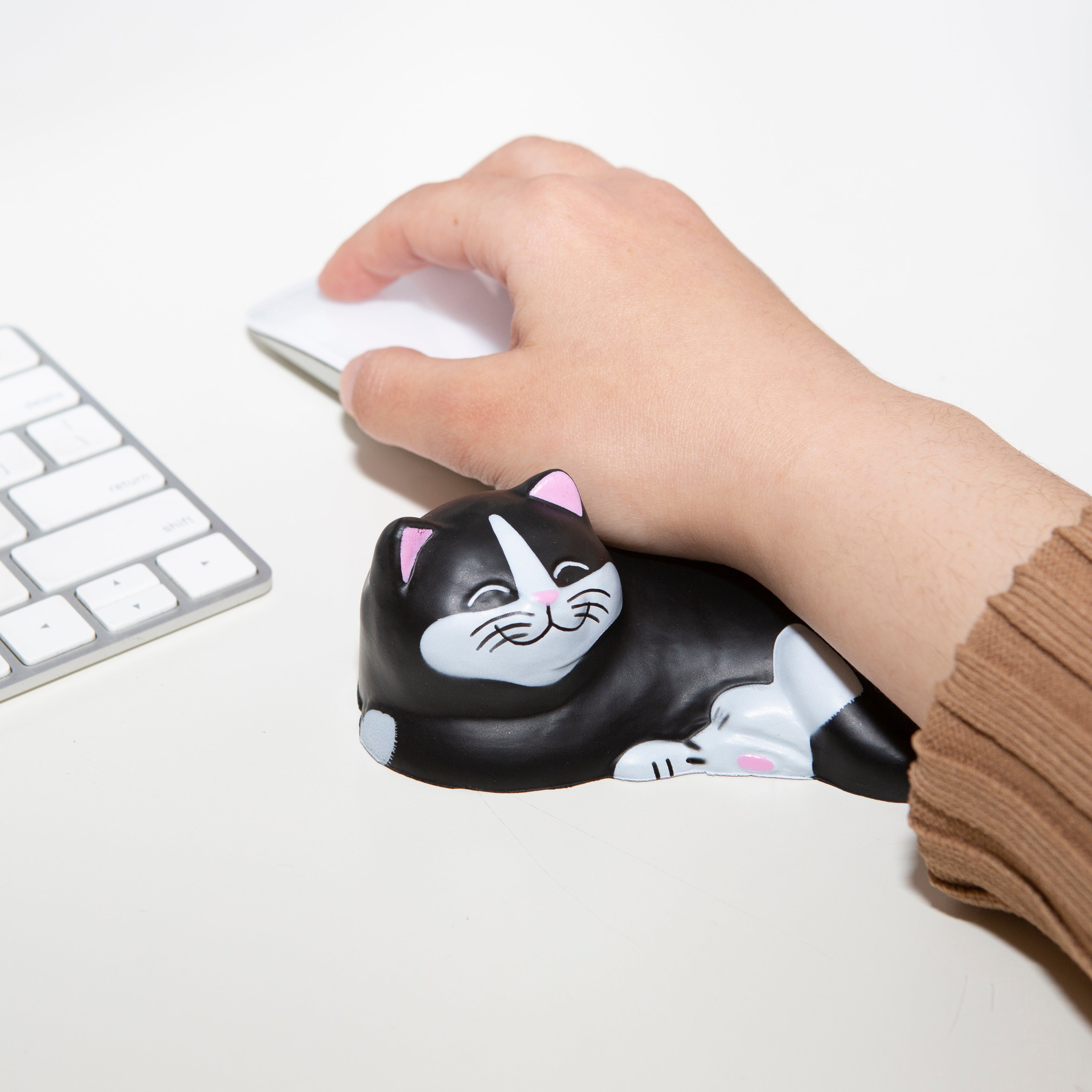 Desk Cat Wrist Rest
