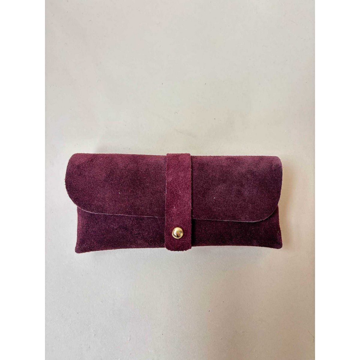 Suède leren etui voor zonnebril