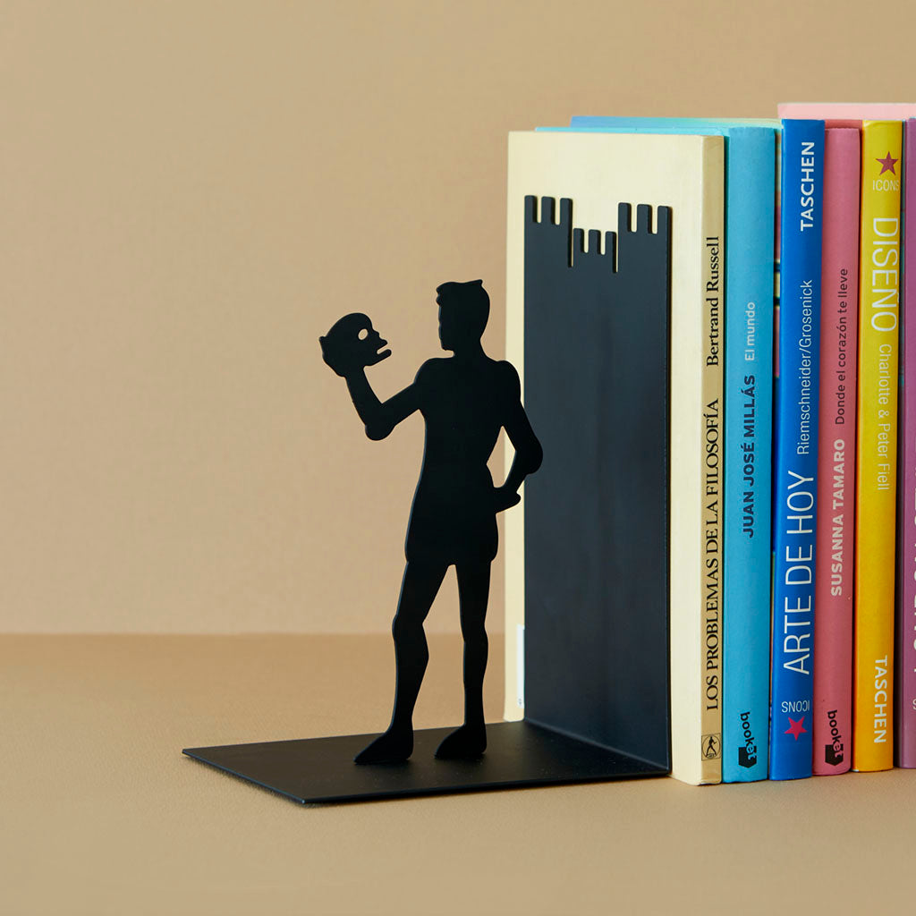 Bookend Hamlet