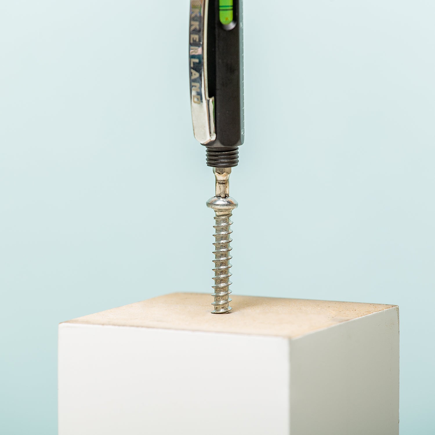 4-in-1 multi-tool pen