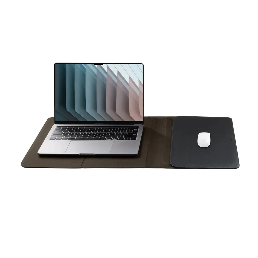 Hybrid Laptop-Hülle und Schreibtischunterlage 16"