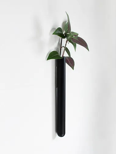 Muurbloempjes Vase (Wallfowers) Black